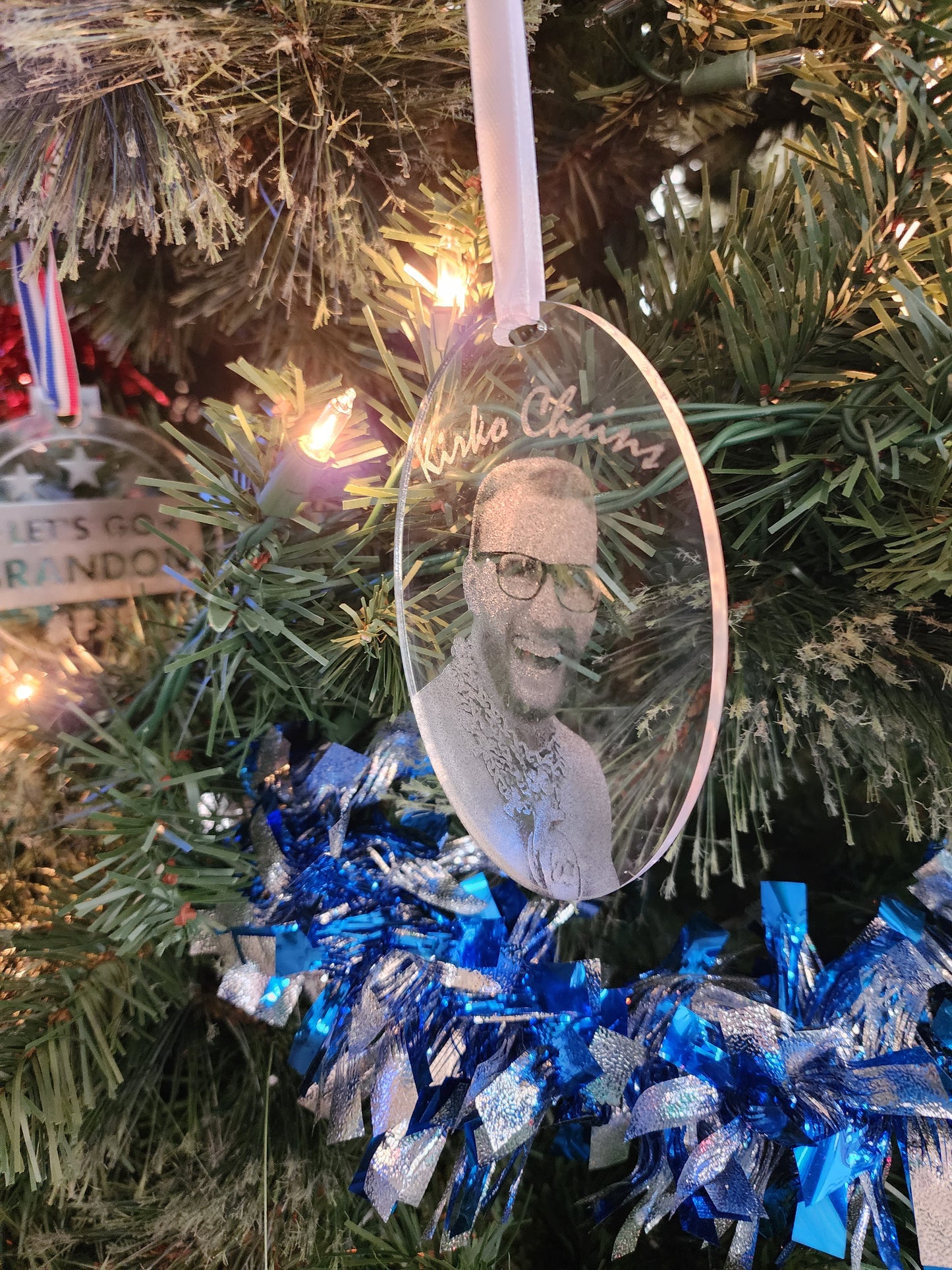 Kirko Chains (ornament)